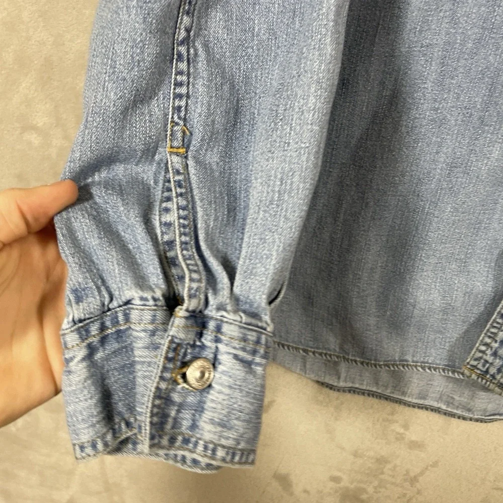 Vintage Levis Men's Shirt XXL Denim Blue Red Tab 90's Metal Button Logo Workwear